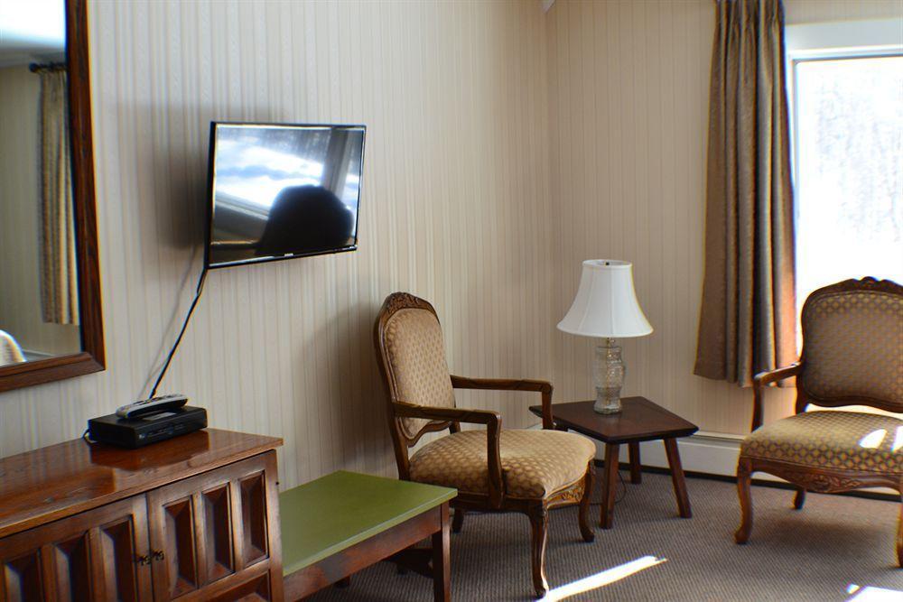 Toll Road Inn Manchester Extérieur photo
